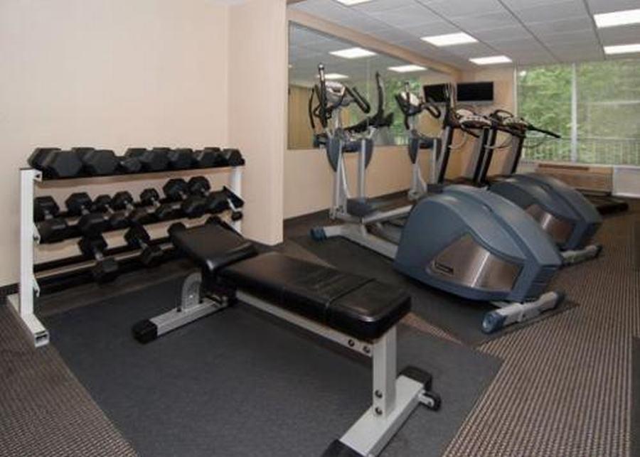 Clarion Hotel&Suites Hamden - New Haven Buitenkant foto