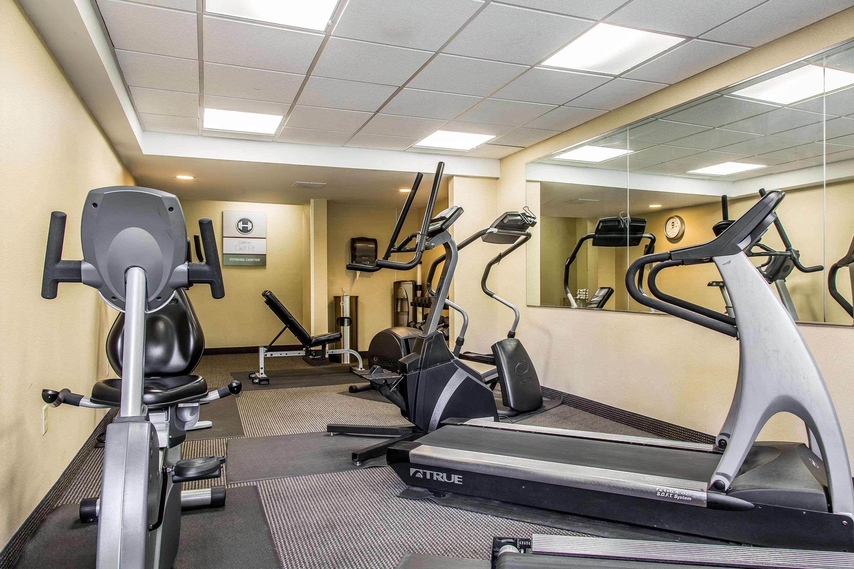 Clarion Hotel&Suites Hamden - New Haven Buitenkant foto