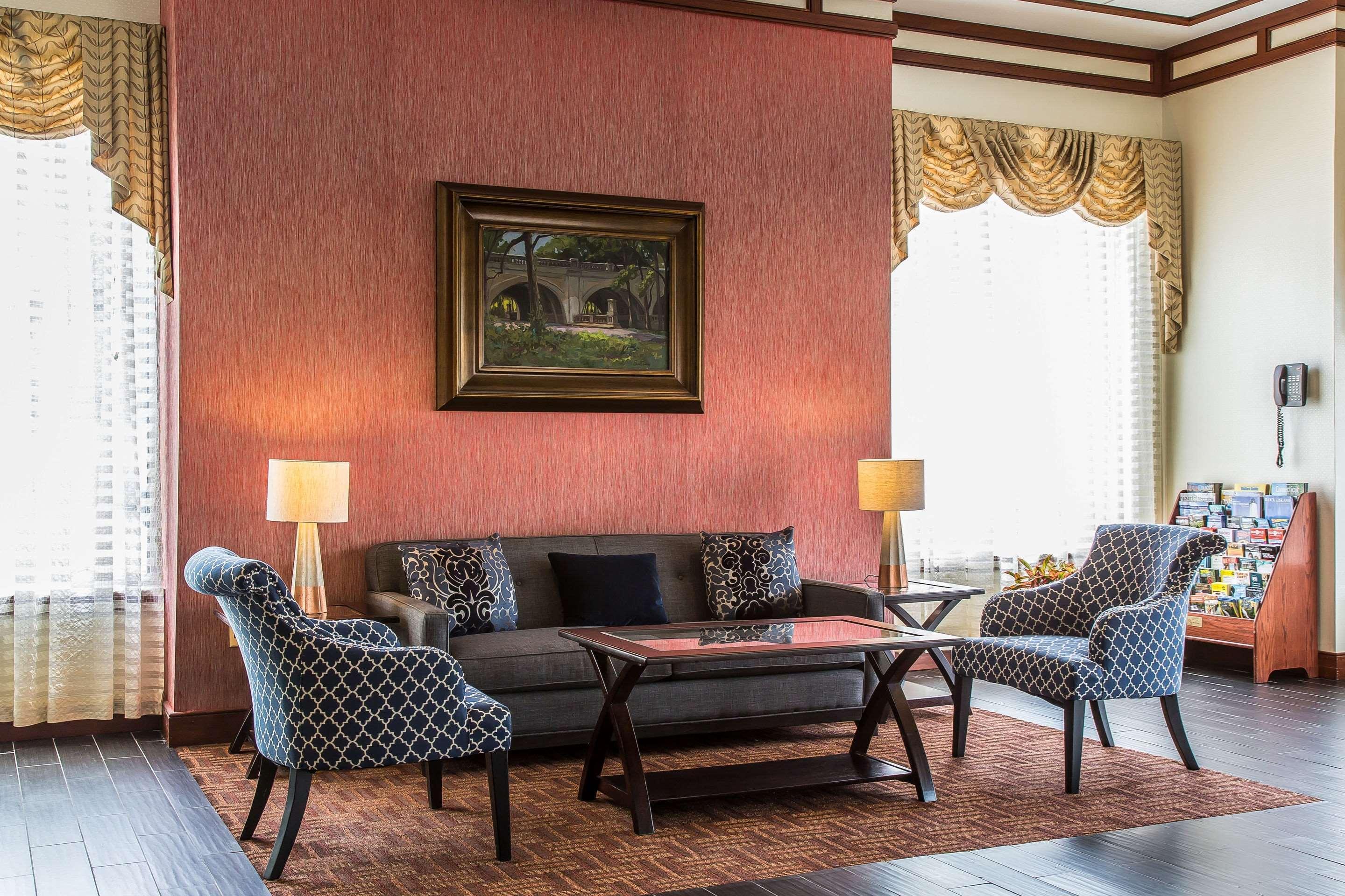 Clarion Hotel&Suites Hamden - New Haven Buitenkant foto