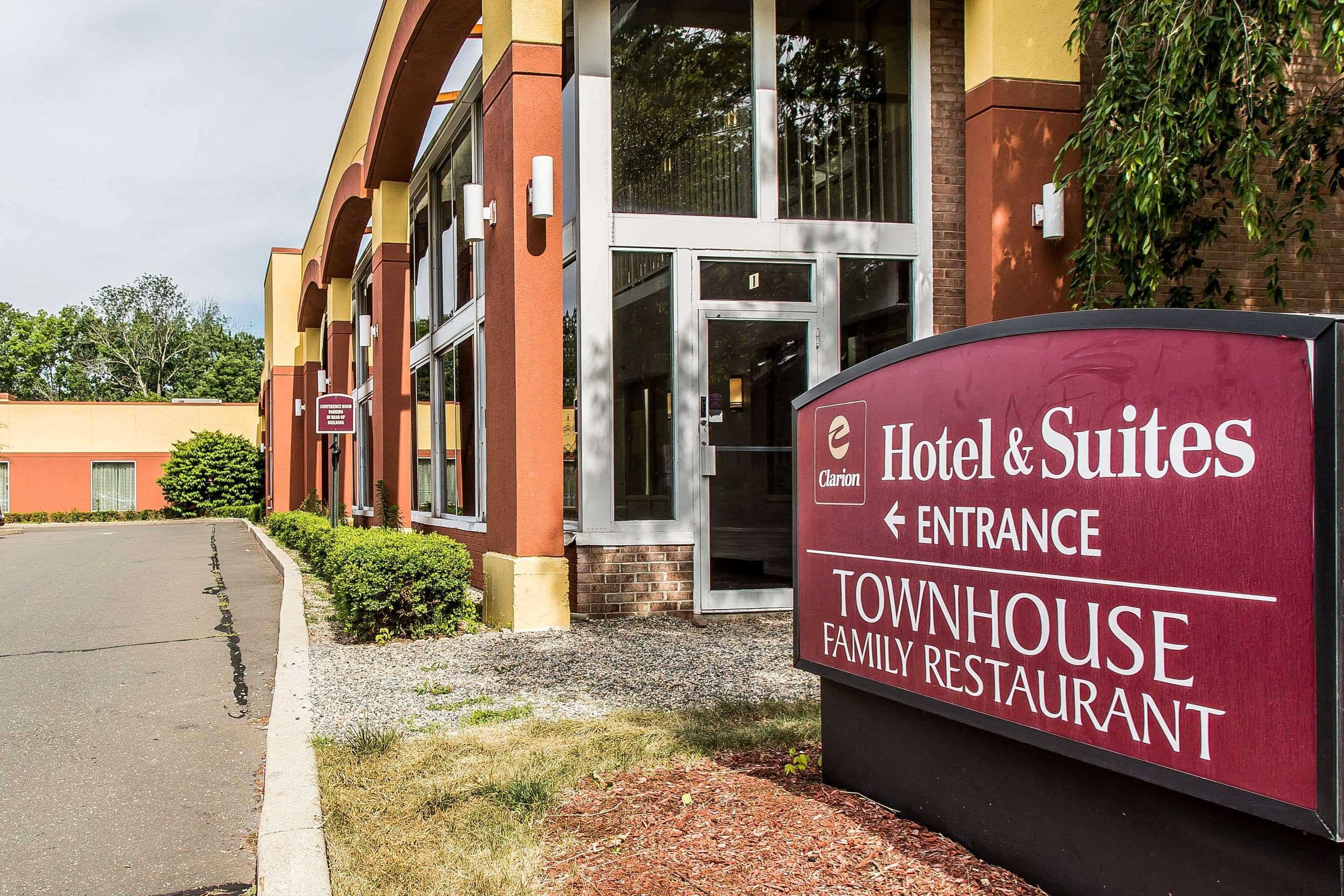 Clarion Hotel&Suites Hamden - New Haven Buitenkant foto